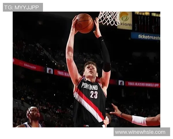 沃克凯斯勒展现潜力成NBA新星引发球迷热议与期待